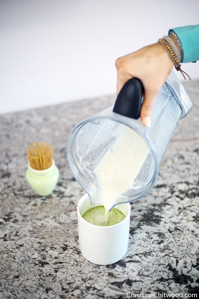 How to Make a Delicious, Healthy, and Dairy-Free Matcha Latte - 4