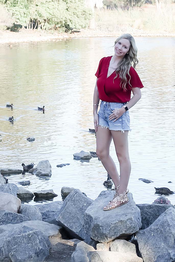 Women's ASTR the Label Top, AGOLDE Shorts, Gentle Souls by Kenneth Cole Sandals - ChristinaChitwood.com